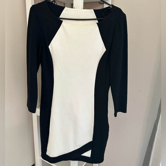 Large white/black BEBE dress - Picture 1 of 7